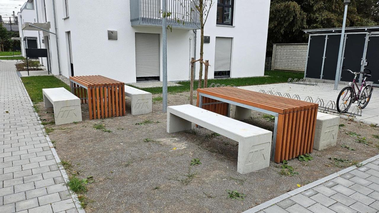 Apartment Kueche Arbeitsplatz Netflix Wlan Barrierefrei Augsburg Exterior photo